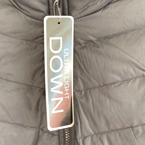 32 Heat NWT Ultra Light Down Women's Blue Jacket Coat Faux Fur Lining Puffer XS - Picture 4 of 7